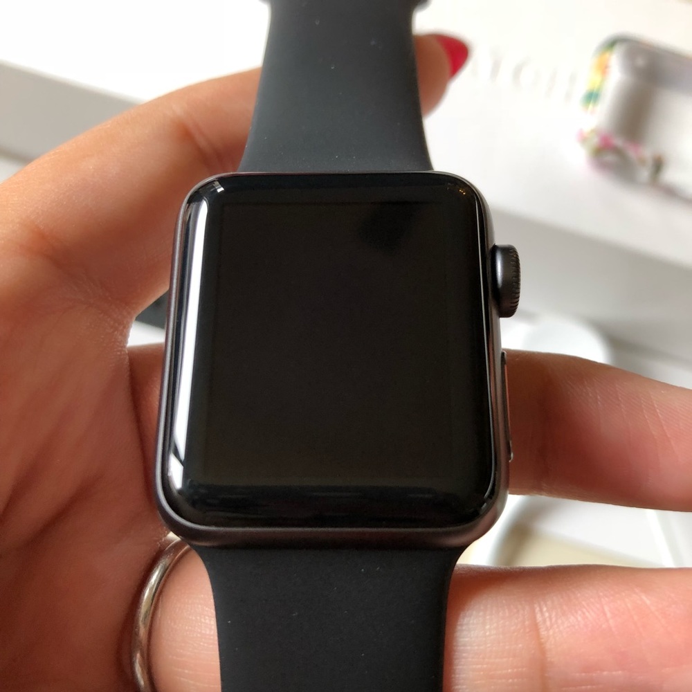 Apple Watch series 2 - 38 mm Space gray aluminum